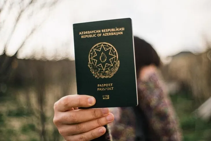 Azerbaycan Pasaportu Henley Pasaport Endeksi’nde 3 Basamak Yükseldi