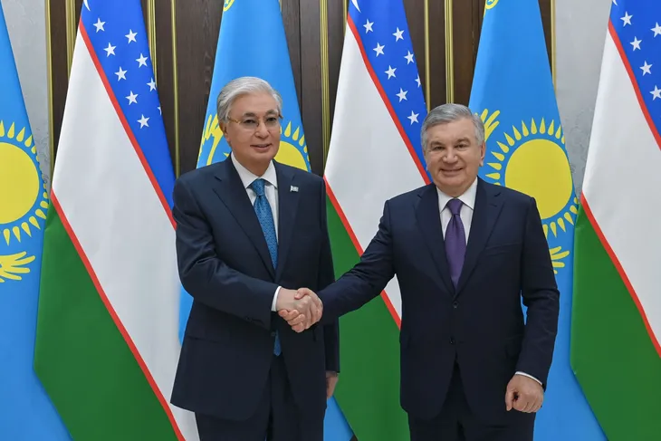 Buhara’da Kritik Zirve: Özbekistan ve Kazakistan Stratejik Ortaklığı Derinleştiriyor