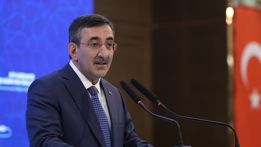 Cumhurbaşkanı Yardımcısı Yılmaz Kazakistan Yolcusu