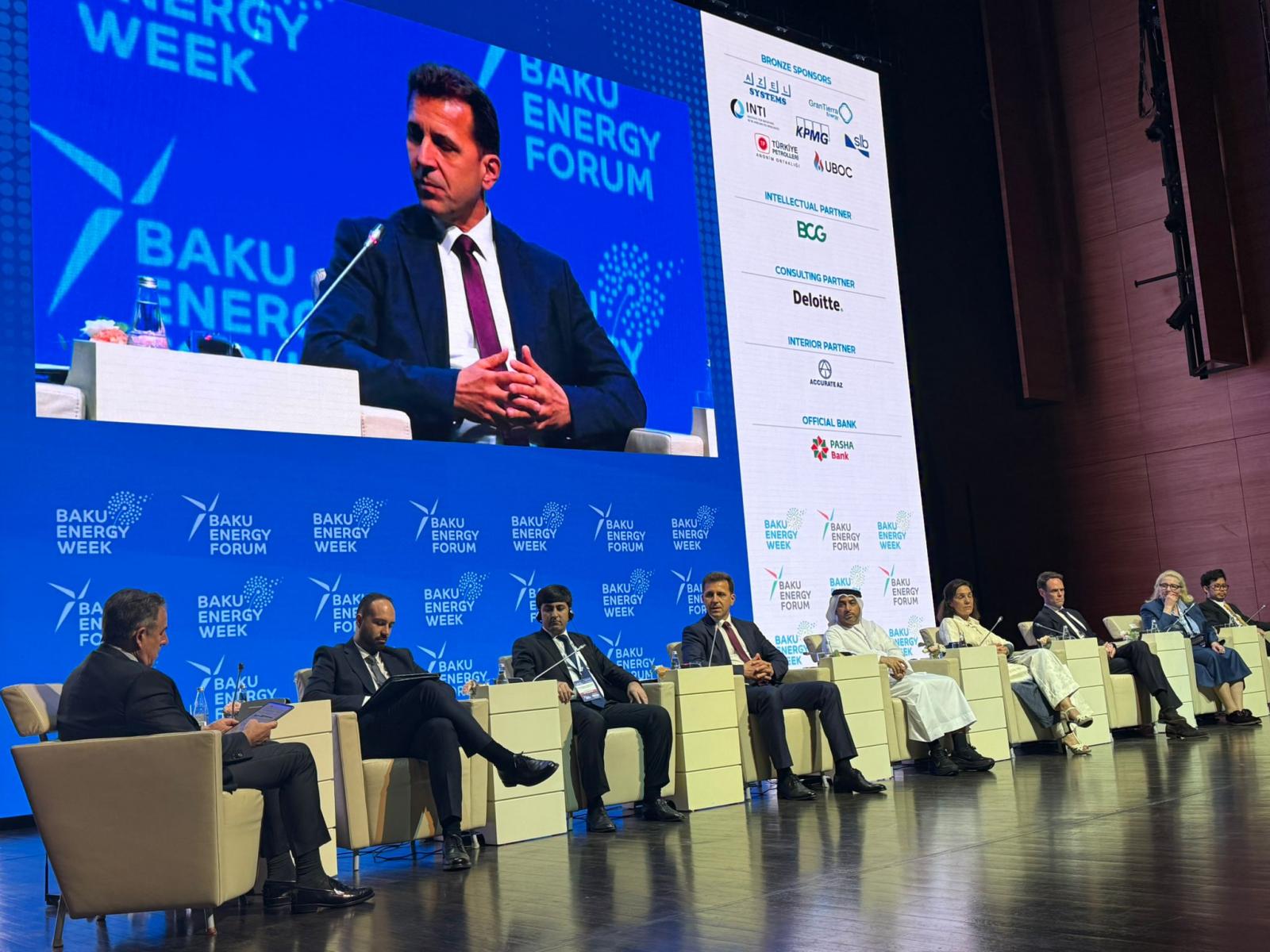 Temelkov: Yeşil Enerji Koridoru Azerbaycan ile Ortaklığın Yeni Adımı Olacak