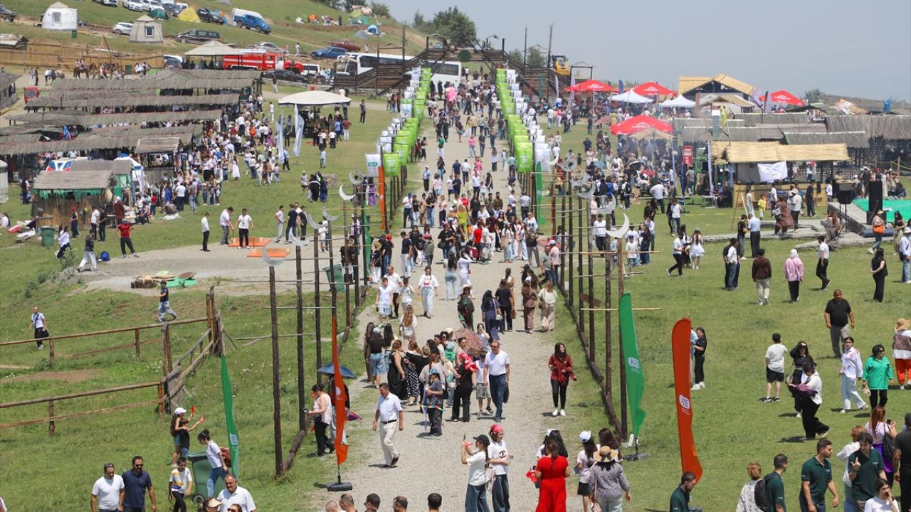 Türk Dünyası, Azerbaycan’daki Yayla Festivali’nde Buluştu