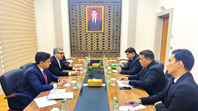 Azerbaycan ile Türkmenistan Arasında İş Konseyi Kuruluyor