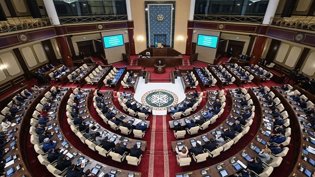 Kazakistan’da cumhurbaşkanı yardımcısı ve başbakan atandı