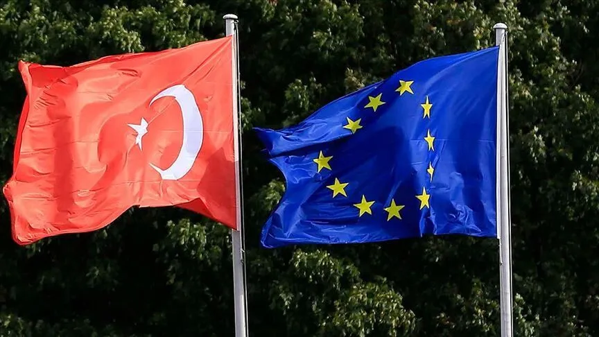 Türkiye’nin yerli elektrikli lokomotifi E5000, AB’den resmi sertifika aldı