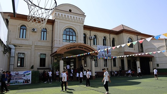 Taşkent’te Türk okullarında yeni eğitim dönemi başladı
